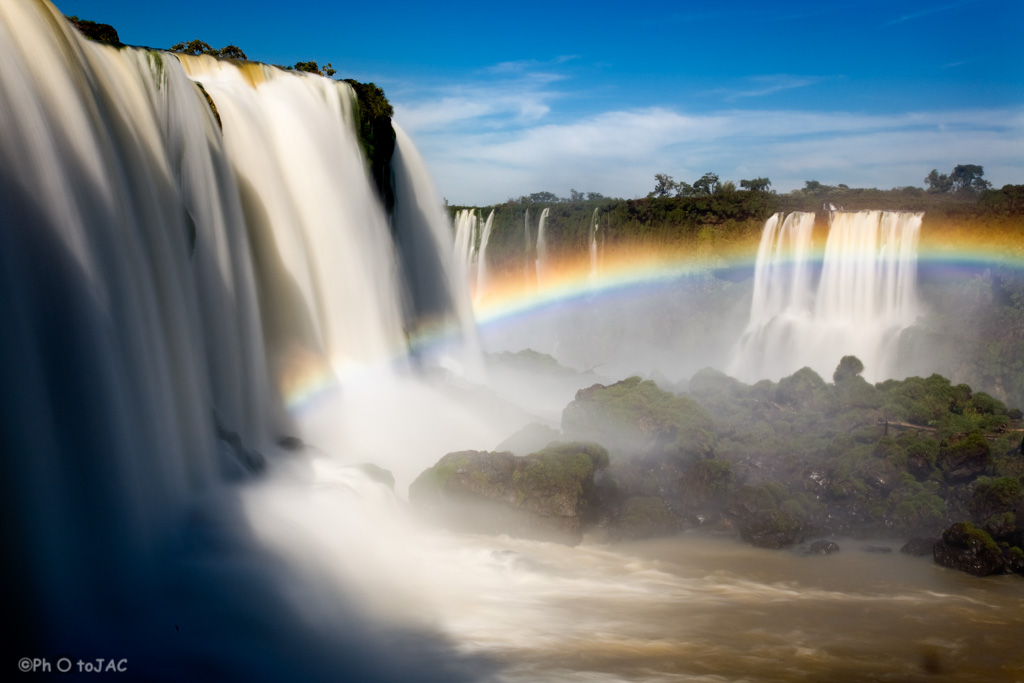Argentina-Brasil: Cataratas de Iguazú desde la parte brasileña.